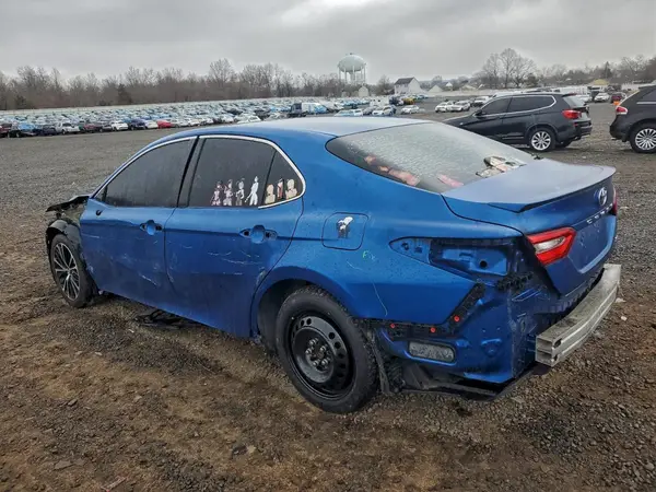 4T1B11HKXJU144503 2018 TOYOTA CAMRY - Image 2
