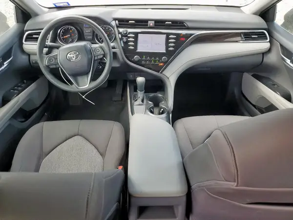 4T1B11HKXJU146638 2018 TOYOTA CAMRY - Image 8