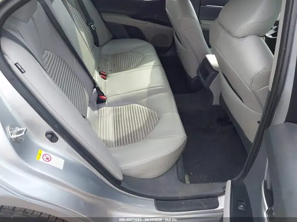 4T1B11HKXJU149930 2018 TOYOTA CAMRY - Image 8