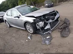 4T1B11HKXJU156098 2018 TOYOTA CAMRY