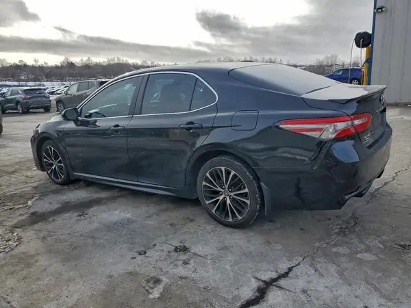 4T1B11HKXJU158448 2018 TOYOTA CAMRY - Image 2