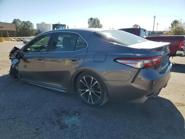 4T1B11HKXJU158515 2018 TOYOTA CAMRY - Image 2