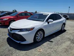 4T1B11HKXJU501498 2018 TOYOTA CAMRY