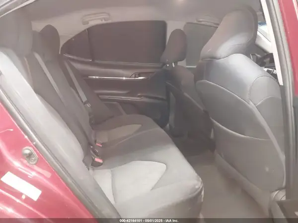 4T1B11HKXJU505566 2018 TOYOTA CAMRY - Image 8