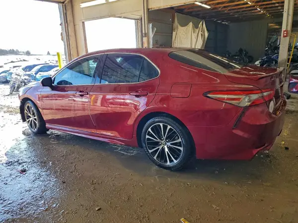 4T1B11HKXJU506541 2018 TOYOTA CAMRY - Image 2