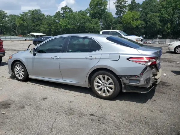 4T1B11HKXJU508838 2018 TOYOTA CAMRY - Image 2