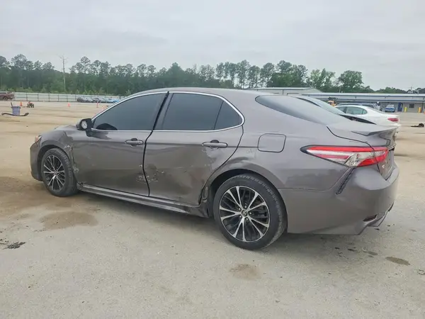 4T1B11HKXJU511626 2018 TOYOTA CAMRY - Image 2