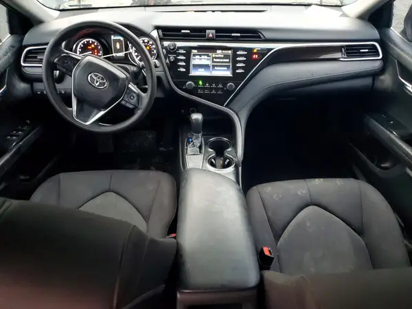 4T1B11HKXJU519953 2018 TOYOTA CAMRY - Image 8