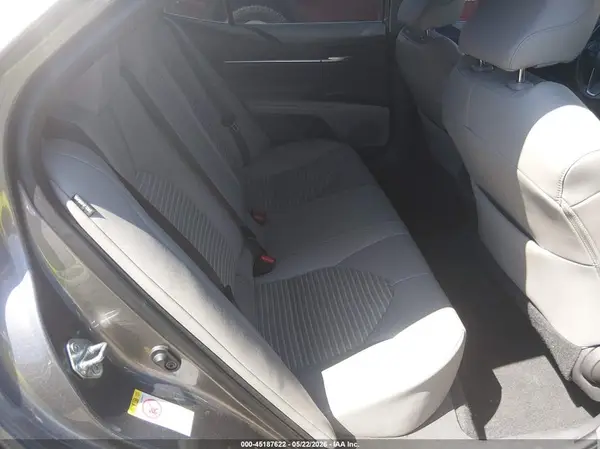 4T1B11HKXJU521847 2018 TOYOTA CAMRY - Image 8