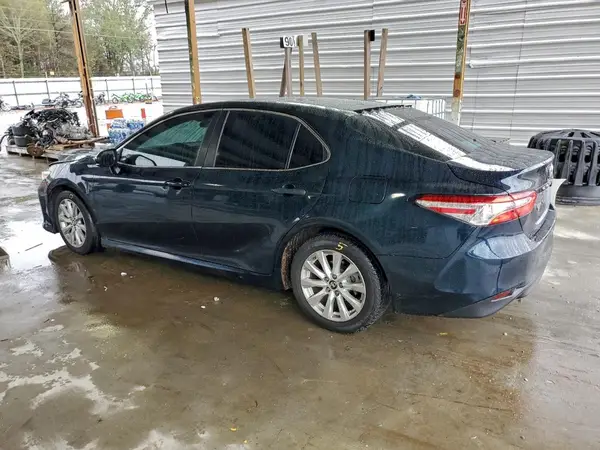 4T1B11HKXJU522206 2018 TOYOTA CAMRY - Image 2