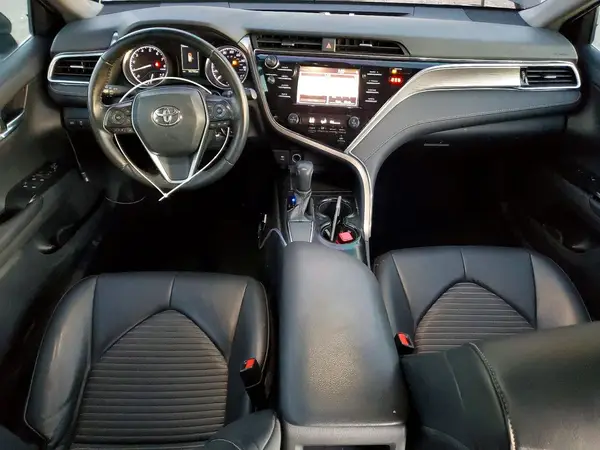 4T1B11HKXJU526577 2018 TOYOTA CAMRY - Image 8