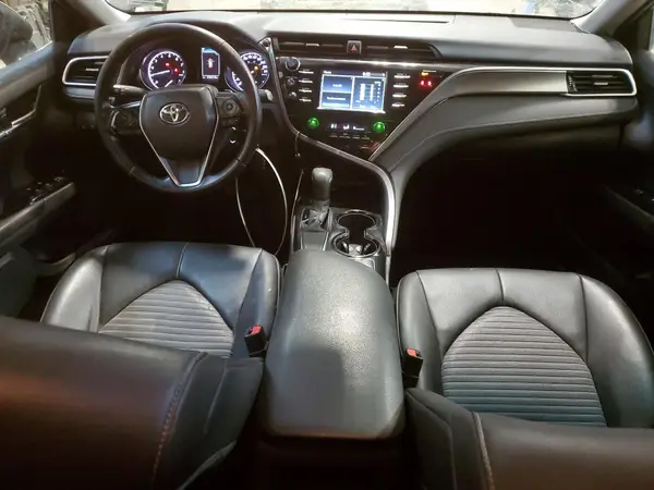 4T1B11HKXJU528684 2018 TOYOTA CAMRY - Image 8