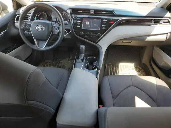 4T1B11HKXJU530046 2018 TOYOTA CAMRY - Image 8