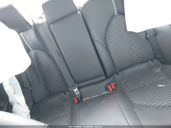 4T1B11HKXJU530693 2018 TOYOTA CAMRY - Image 8