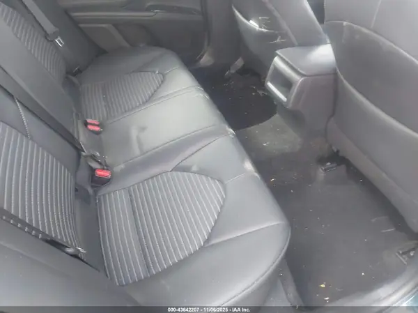 4T1B11HKXJU532993 2018 TOYOTA CAMRY - Image 8