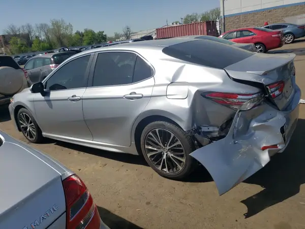4T1B11HKXJU533478 2018 TOYOTA CAMRY - Image 2