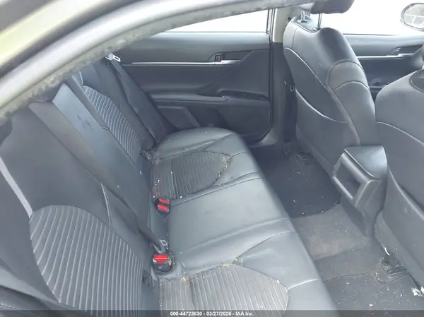 4T1B11HKXJU535702 2018 TOYOTA CAMRY - Image 8