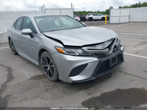 4T1B11HKXJU540124 2018 TOYOTA CAMRY - Image 1