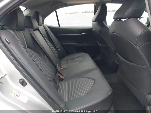 4T1B11HKXJU540124 2018 TOYOTA CAMRY - Image 8