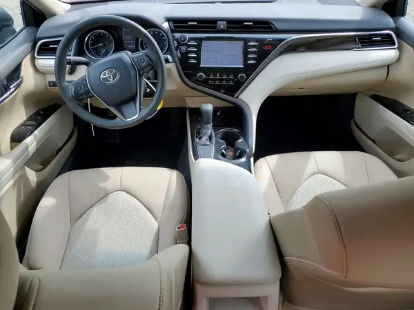 4T1B11HKXJU540916 2018 TOYOTA CAMRY - Image 8