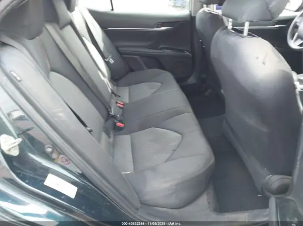4T1B11HKXJU541225 2018 TOYOTA CAMRY - Image 8