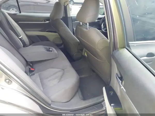 4T1B11HKXJU544559 2018 TOYOTA CAMRY - Image 8