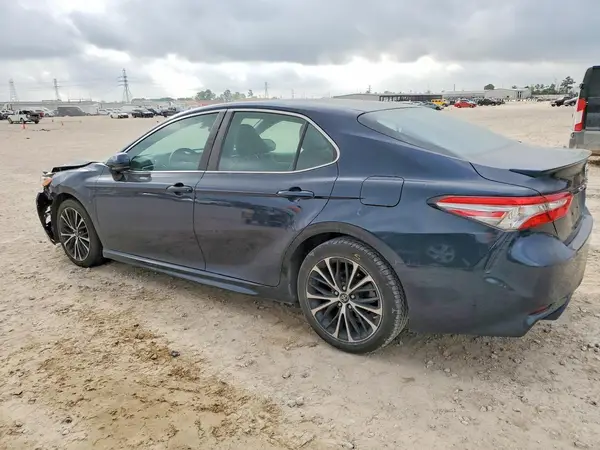 4T1B11HKXJU550037 2018 TOYOTA CAMRY - Image 2