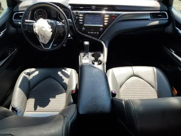 4T1B11HKXJU550104 2018 TOYOTA CAMRY - Image 8