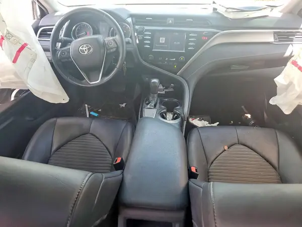 4T1B11HKXJU551673 2018 TOYOTA CAMRY - Image 8