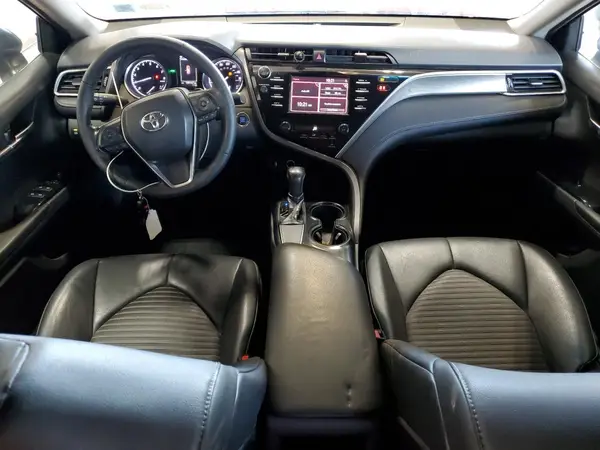 4T1B11HKXJU557022 2018 TOYOTA CAMRY - Image 8