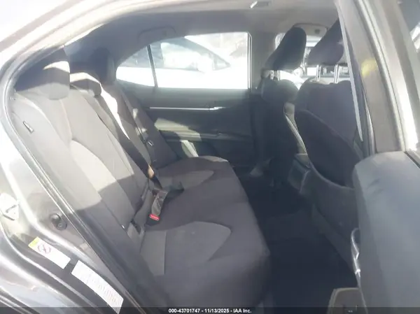 4T1B11HKXJU558106 2018 TOYOTA CAMRY - Image 8