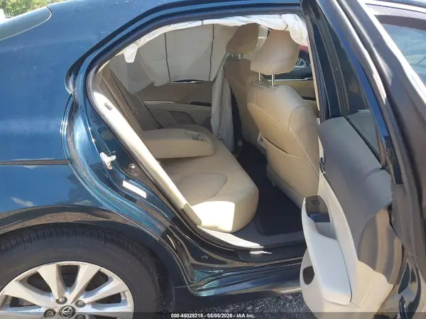4T1B11HKXJU558140 2018 TOYOTA CAMRY - Image 8