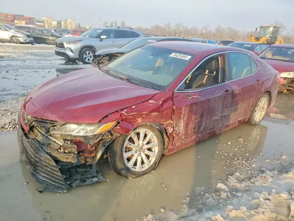 4T1B11HKXJU559000 2018 TOYOTA CAMRY - Image 1