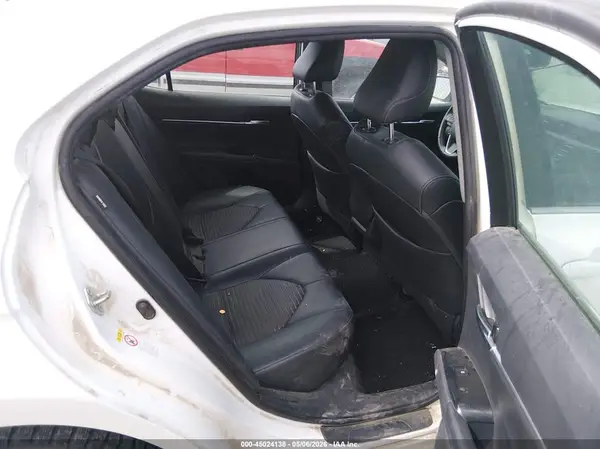 4T1B11HKXJU559174 2018 TOYOTA CAMRY - Image 8