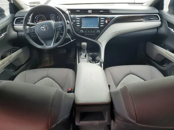 4T1B11HKXJU562589 2018 TOYOTA CAMRY - Image 8