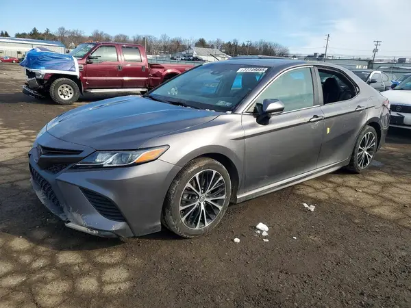 4T1B11HKXJU564150 2018 TOYOTA CAMRY - Image 1