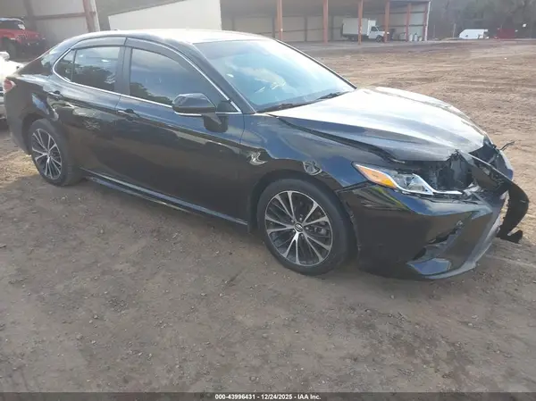 4T1B11HKXJU564553 2018 TOYOTA CAMRY - Image 1
