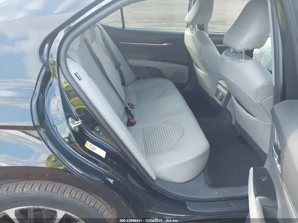 4T1B11HKXJU564553 2018 TOYOTA CAMRY - Image 8