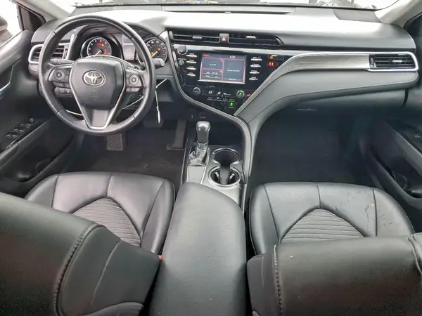 4T1B11HKXJU568425 2018 TOYOTA CAMRY - Image 8