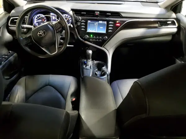 4T1B11HKXJU574063 2018 TOYOTA CAMRY - Image 8