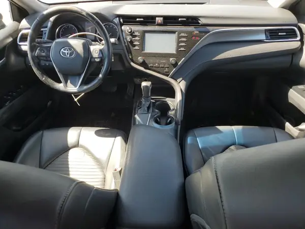 4T1B11HKXJU574614 2018 TOYOTA CAMRY - Image 8