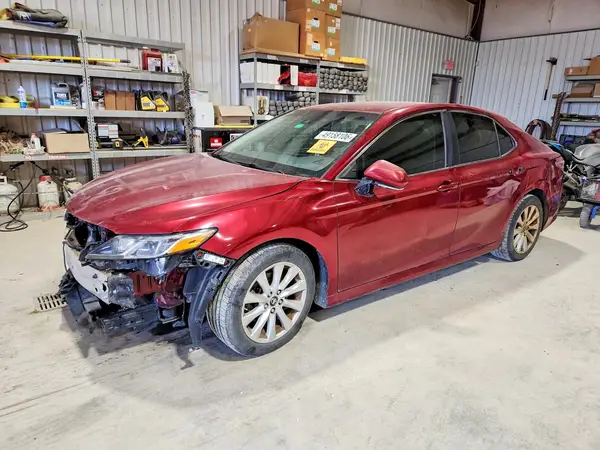 4T1B11HKXJU575486 2018 TOYOTA CAMRY - Image 1