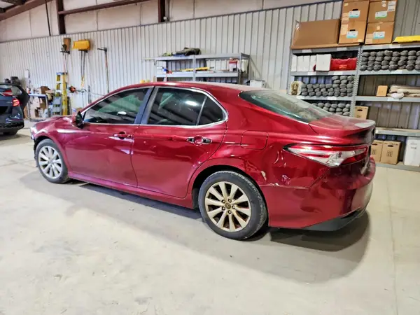 4T1B11HKXJU575486 2018 TOYOTA CAMRY - Image 2
