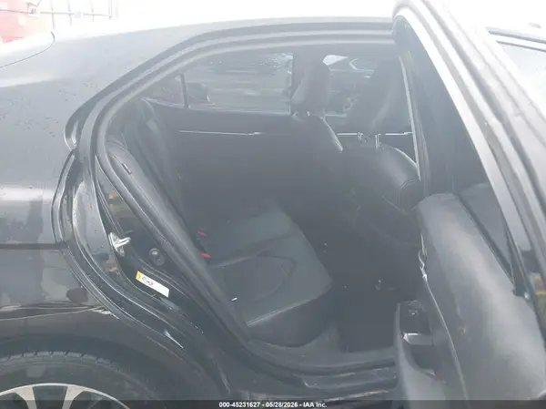 4T1B11HKXJU580204 2018 TOYOTA CAMRY - Image 8