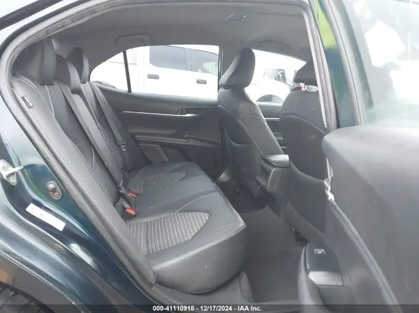 4T1B11HKXJU580722 2018 TOYOTA CAMRY - Image 8