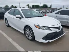 4T1B11HKXJU581661 2018 TOYOTA CAMRY
