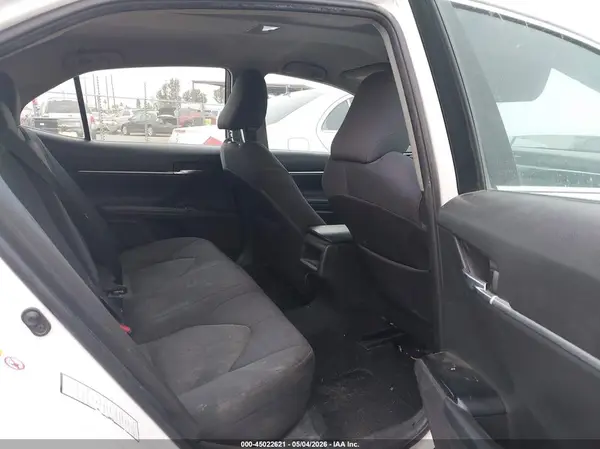 4T1B11HKXJU581661 2018 TOYOTA CAMRY - Image 8