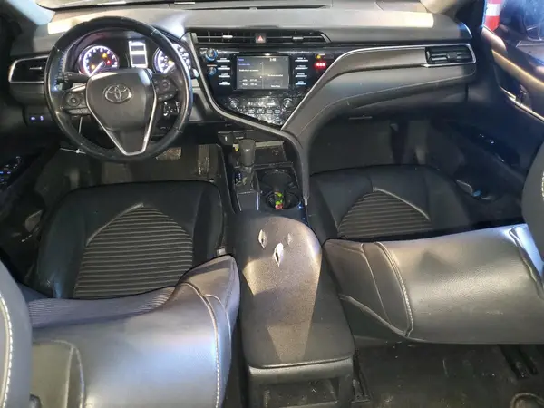 4T1B11HKXJU582843 2018 TOYOTA CAMRY - Image 8
