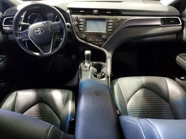 4T1B11HKXJU583782 2018 TOYOTA CAMRY - Image 8