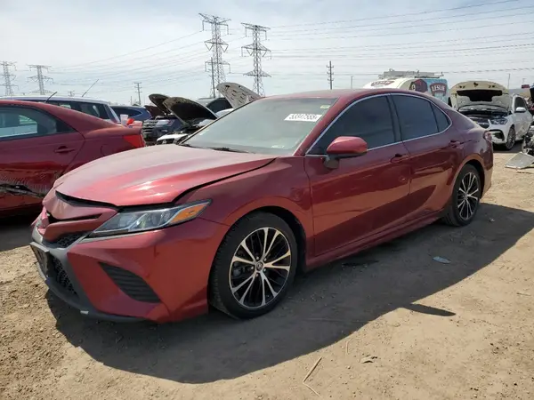 4T1B11HKXJU585855 2018 TOYOTA CAMRY - Image 1